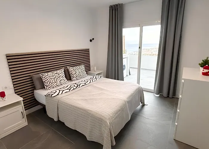 Paulmarie Ocean View Colina Blanca