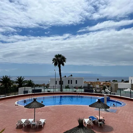 Paulmarie Ocean View Colina Blanca Apartment *